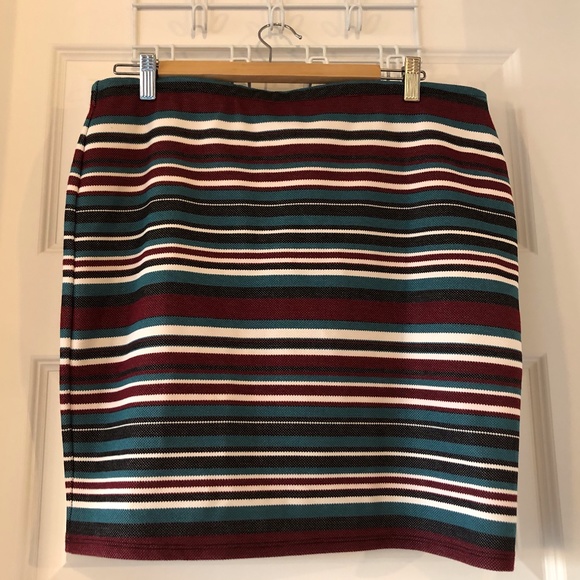 Stripped Skirt from Reitmans - Picture 5 of 6